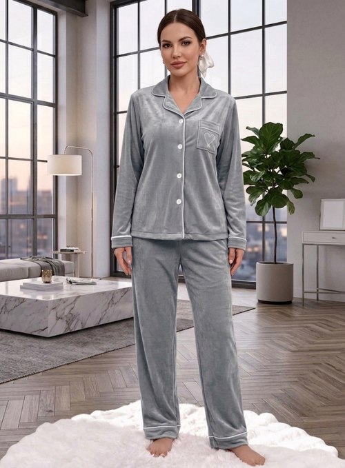NUOLE Women's Plush Velour Pajama Set, Soft Warm Long Sleeve 2 Piece Loungewear Sleepwear